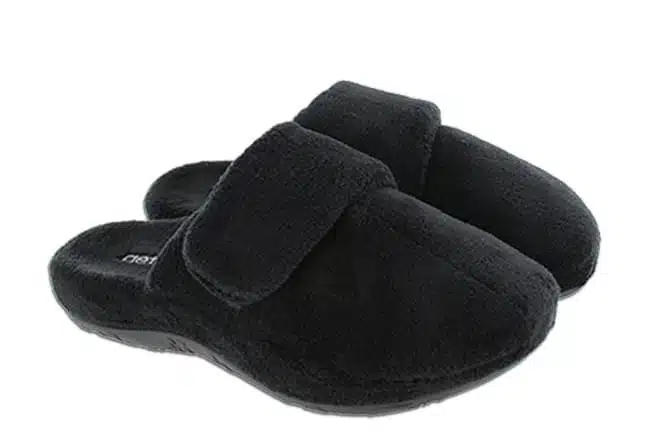 Aetrex Mandy FE200 BLK Black Slippers Pair