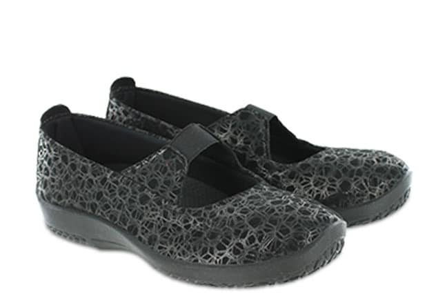 Arcopedico Leina 4671-H97 Black Mary Jane Shoes Pair