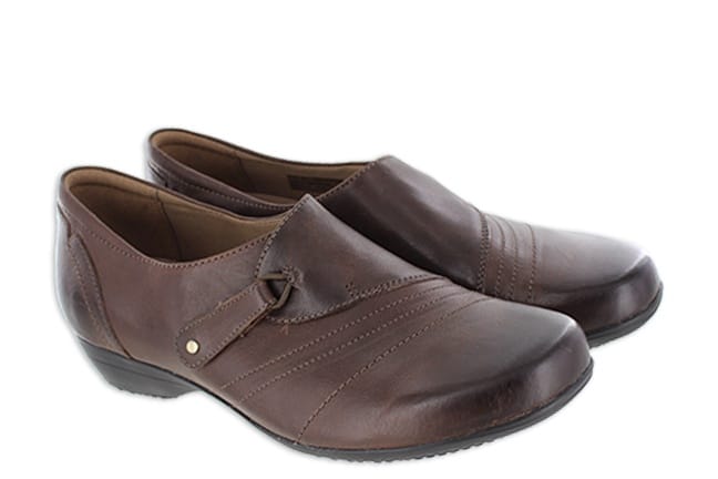 Dansko Franny 5500-230200 Mid-Brown / Chestnut Shoes Pair