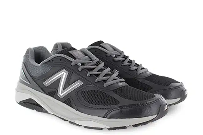 New Balance 1540 V3 M1540BK3 Black Shoes Pair