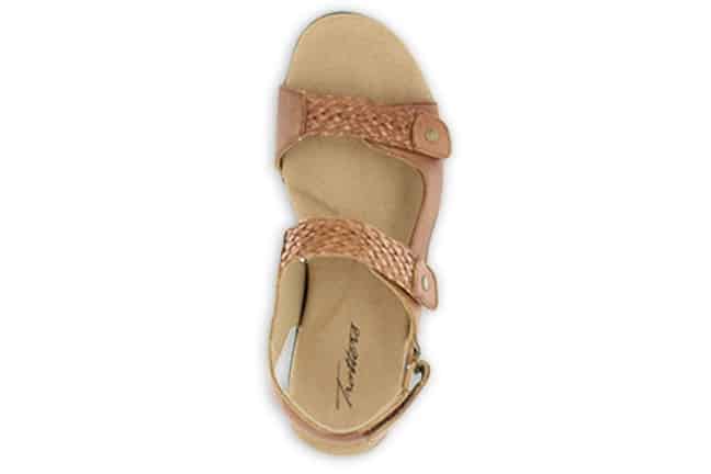 Trotters Romi Woven T2232-215 Tan Sandals Top