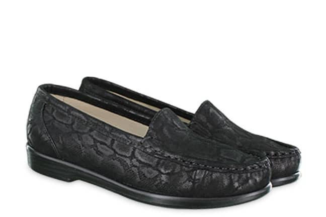 SAS Simplify 1556-181 Black Shoes Pair