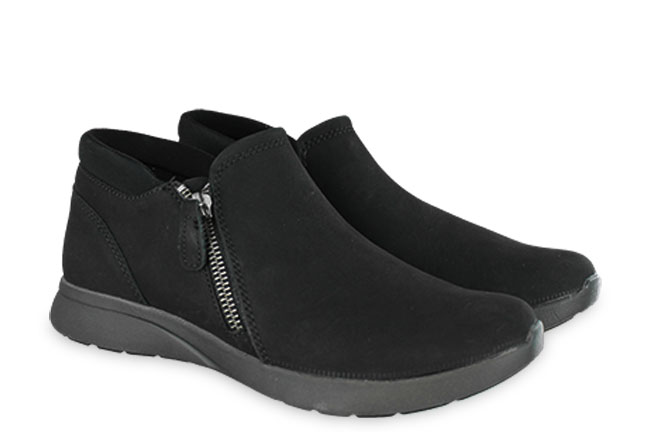 Aetrex Addie NC500W Black 6" Boots Pair