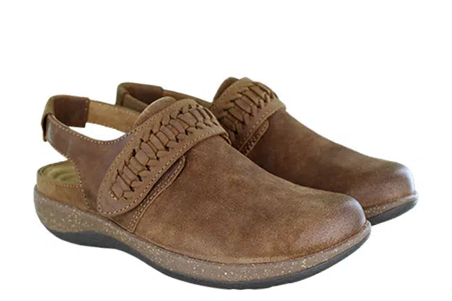 Aetrex Leni DM332WM Brown Slingback Clogs Pair