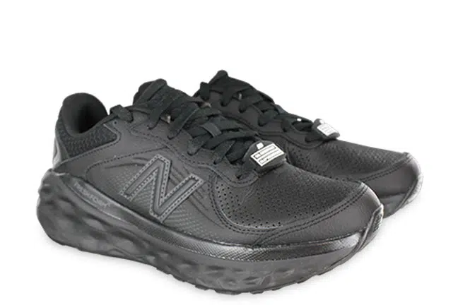 New Balance 840v1 Fresh Foam X MW840FB1 Black Sneakers Pair