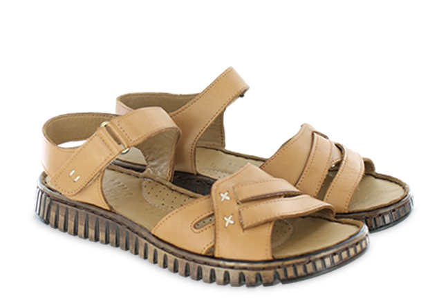 Women’s Spring Step Nochella Camel Leather Adjustable Sandals