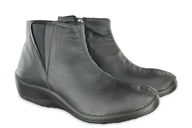 Arcopedico Ardales 4636-J65 Black Boots Pair