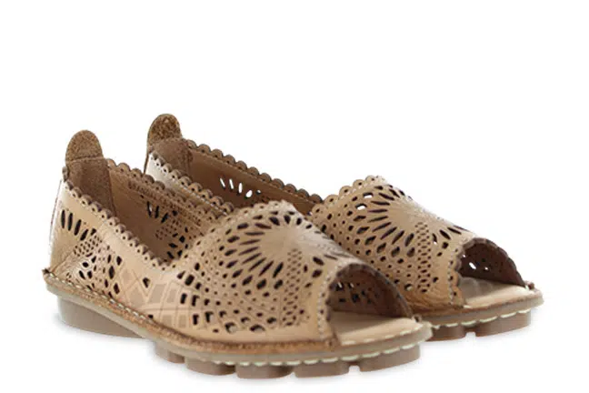 Spring Step Brandal Camel Shoes Pair
