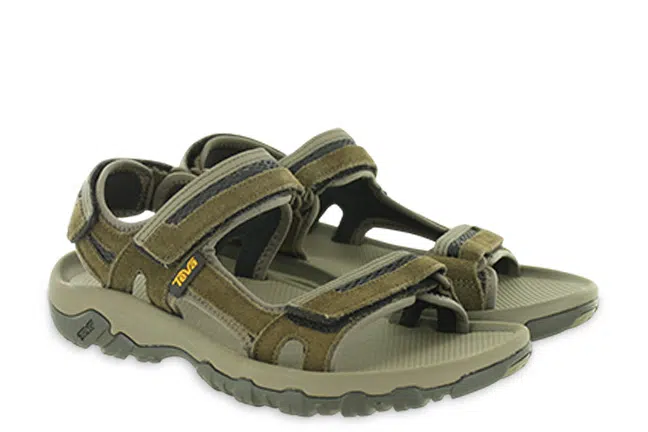 Teva Hudson 1002433 COBR Brown Sandals Pair