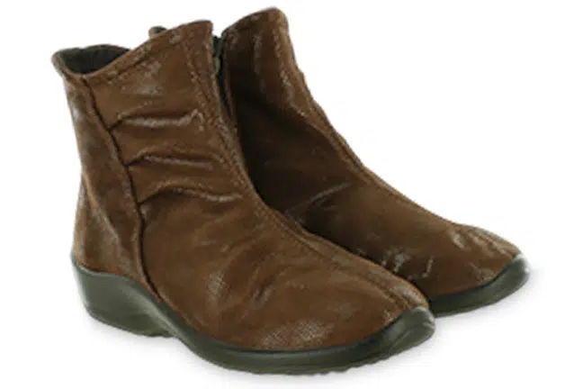 Women’s Arcopedico Paluma Brown Vegan Zip-Up Booties