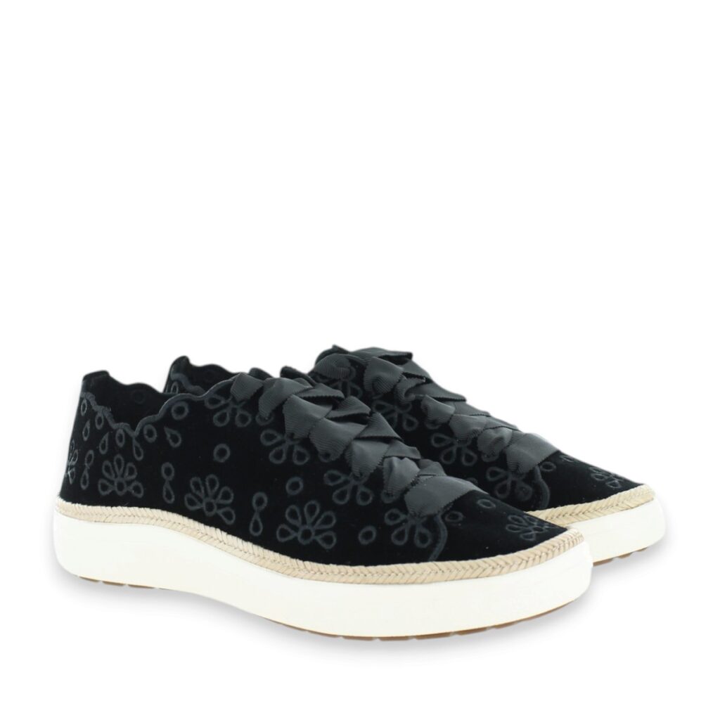 Aetrex Charlotte CA720W Black Sneakers Pair