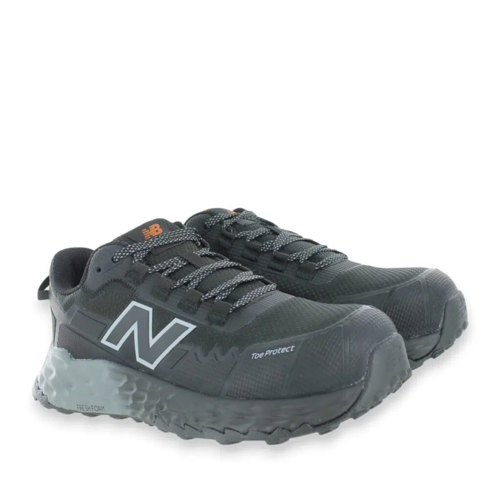 New Balance Cremorne Low WUFCCEHBG Black Work Shoes Pair