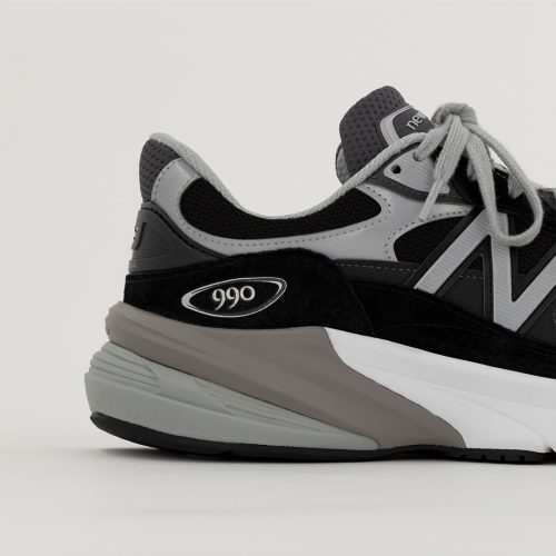New Balance 990v6